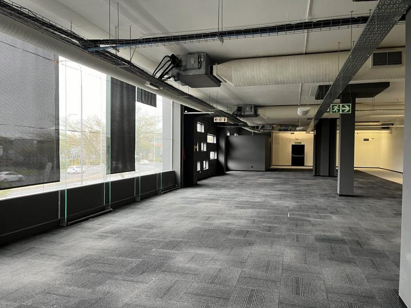 To Let commercial Property for Rent in Paarden Eiland Western Cape